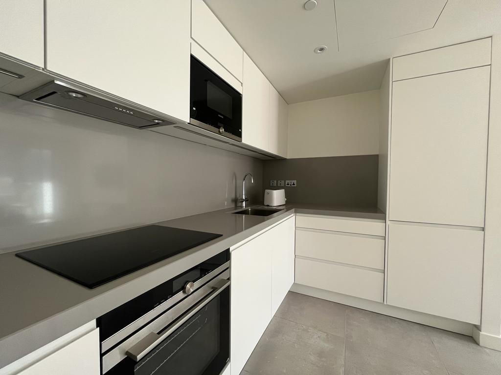 Image of Apartment - 2 Bedrooms - 2 Bathrooms for Rental in EuroCity-Gibraltar, Image 7